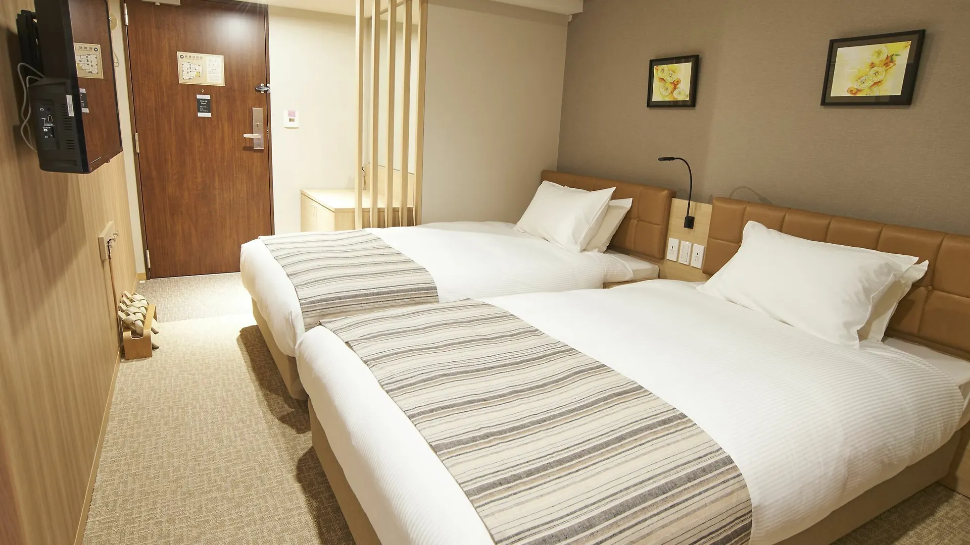 Quintessahotel Tokyohaneda Comic&Books 3*,  Japon