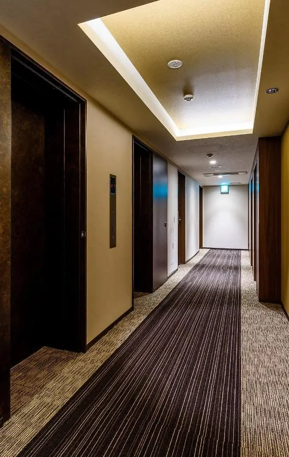 Quintessa Hotel Tokyo Haneda Comic&Books 3*,