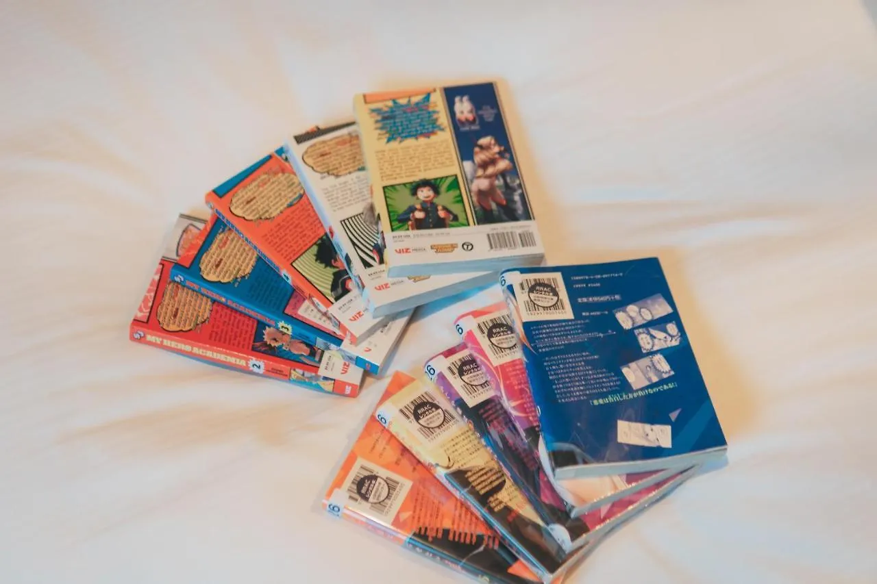 Quintessa Hotel Tokyo Haneda Comic&Books